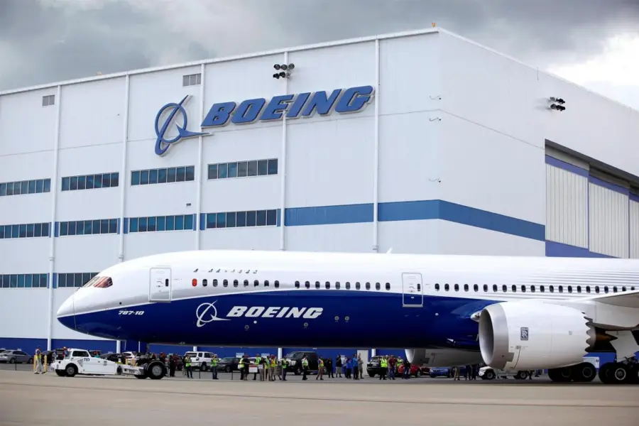 Boeing'den tarihi zarar açıklaması